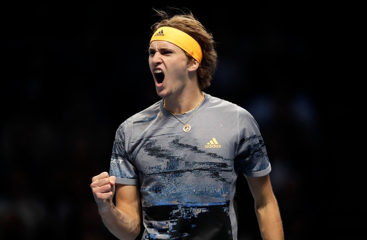 Turnaj majstrov ATP: Zverev porazil Nadala, padol aj Medvedev